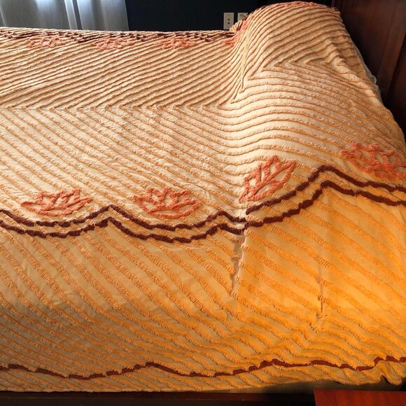 Vintage Peach Chenille MCM full/Q bedspread - Picture 6 of 11